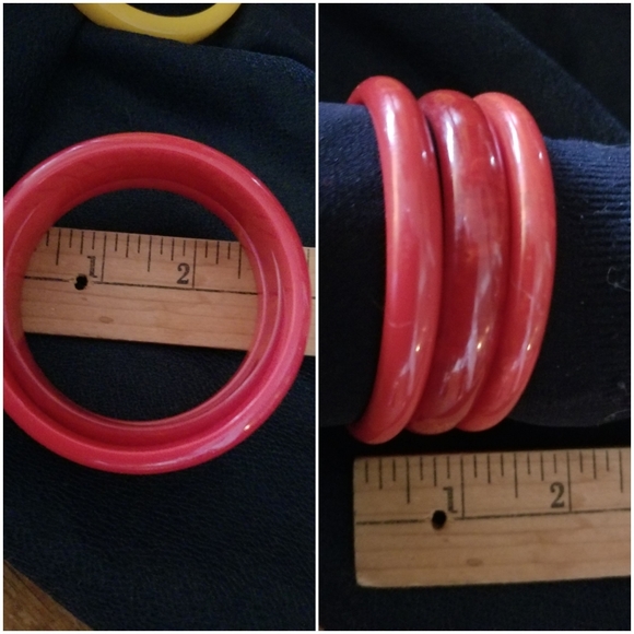 BAKELITE BIG STACK red marbled 3 bangles - Picture 3 of 5